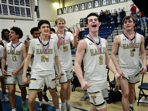 trumbull high basketball.